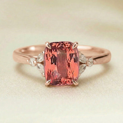 Anel Safira Padparadscha Floral - vista em escala | Joalheria Bonnot Paris