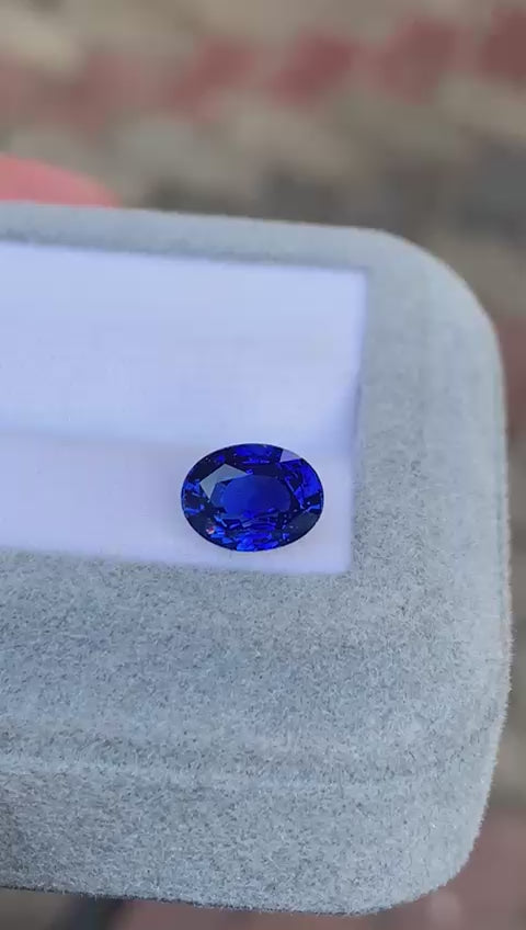 saphir-bleu-ovale-3-10ct-video-2
