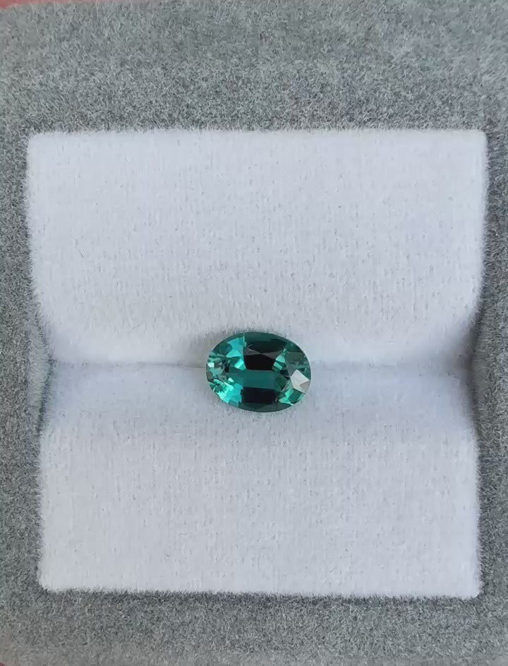 Tourmaline oval 1ct