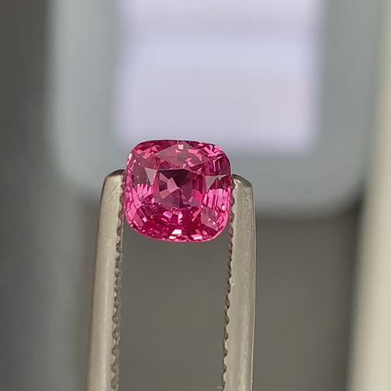 Padparadcha sapphire cushion 1.10ct