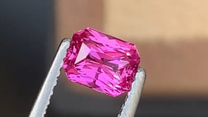 Saphir Rose • 1ct