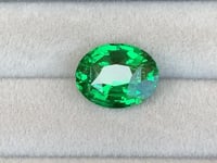 Tsavorite verte • 7,55ct