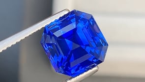 Saphir Bleu • 7,55ct