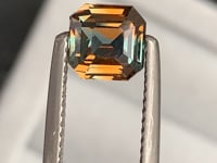Saphir bicolore • 2,01ct