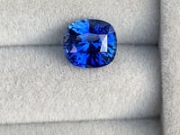 Saphir Bleu • 4,03ct