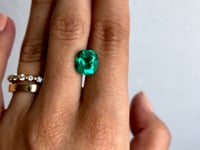 Émeraude de Colombie • 3,15ct