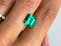 Émeraude de Colombie • 2,46ct