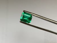 Émeraude de Colombie • 2,46ct