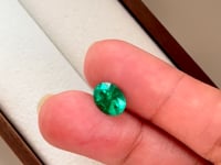 Émeraude de Colombie • 1,46ct