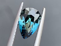 Saphir Teal • 2.06 carats