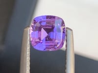 Saphir Violet • 1,5ct