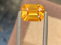 Saphir Jaune • 2,2ct