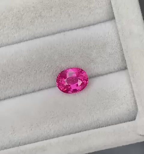 spinelle-rose-ovale-1-60ct-video-3