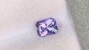 Saphir violet • 1,06ct