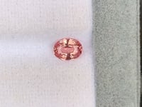 Saphir Padparadscha • 1,02ct