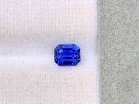 Saphir bleu • 1.02ct