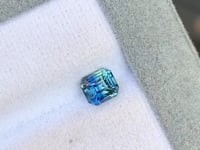 Saphir Teal • 1,10ct