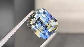Saphir bicolore • 5,01ct