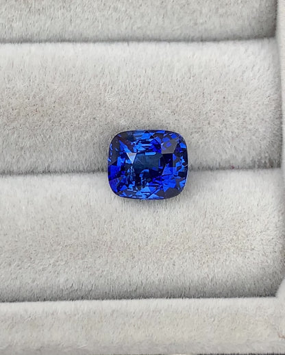 Saphir bleu • 3,02ct