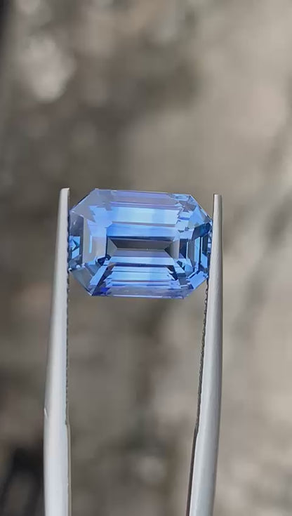 saphir-bleu-émeraude-8-02ct-video-1