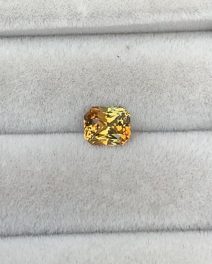 Saphir bicolore • 1,10ct