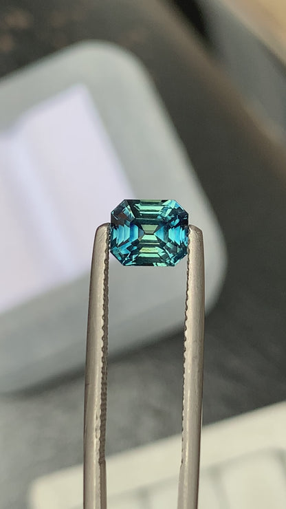 Saphir Teal • 1,57ct