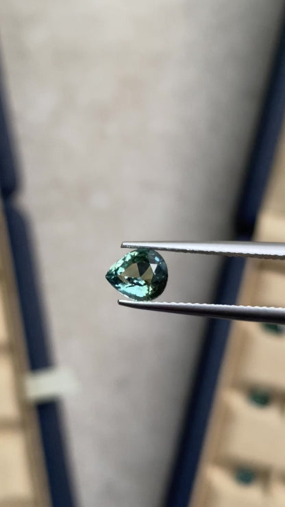 Saphir Teal poire • 1,1ct