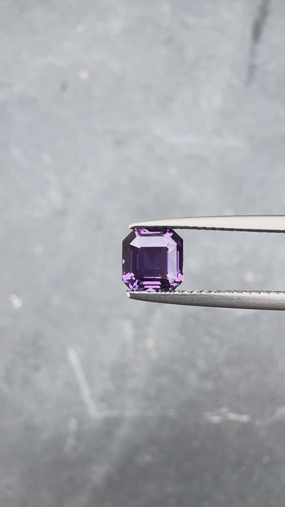 Saphir violet • 1,66ct