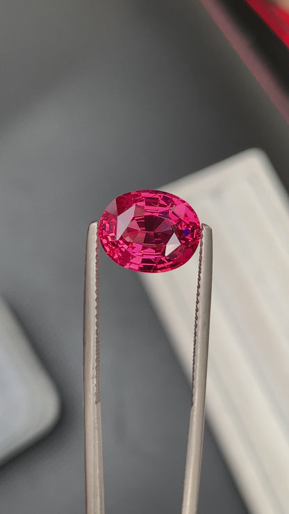 Spinelle Mahenge • 5,00ct