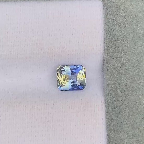 saphir-bicolore-rectangle-1-32ct-video-2