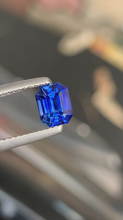 Saphir bleu • 1,03ct