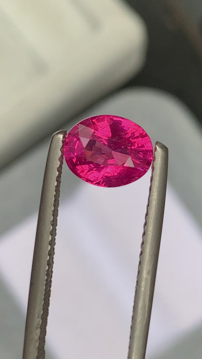 Spinelle Mahenge • 1,55ct