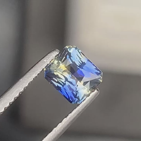 saphir-bicolore-rectangle-1-32ct-video-1