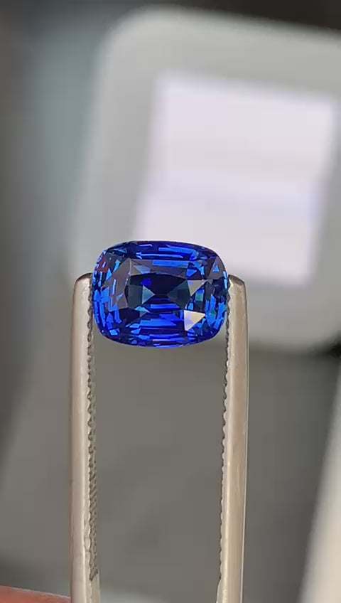 saphir-bleu-coussin-3-02-ct-video-1