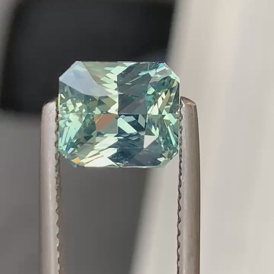 saphir-vert-radiant-3-55ct-video-1