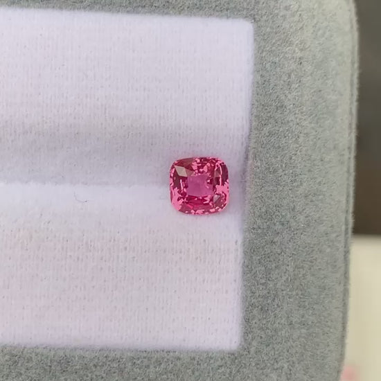 Padparadcha sapphire cushion 1.10ct