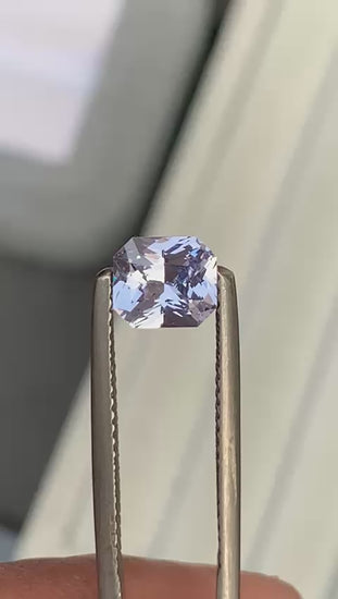 saphir-violet-1-50ct-video-1