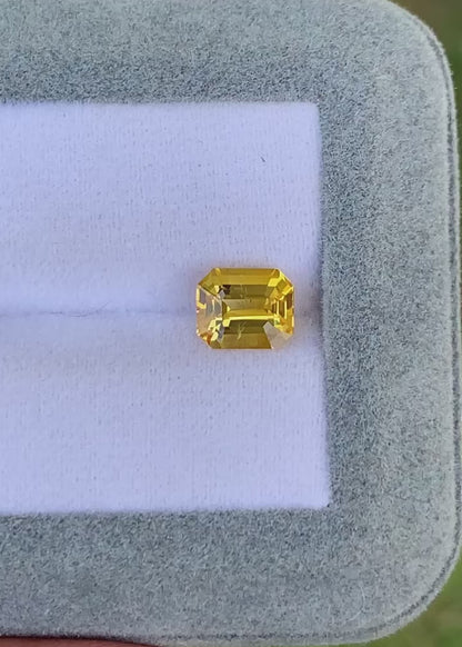 aphir-jaune-émeraude-2-03ct