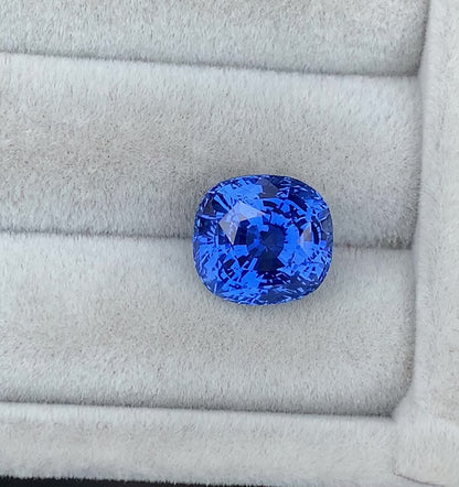 Saphir bleu • 7.08ct