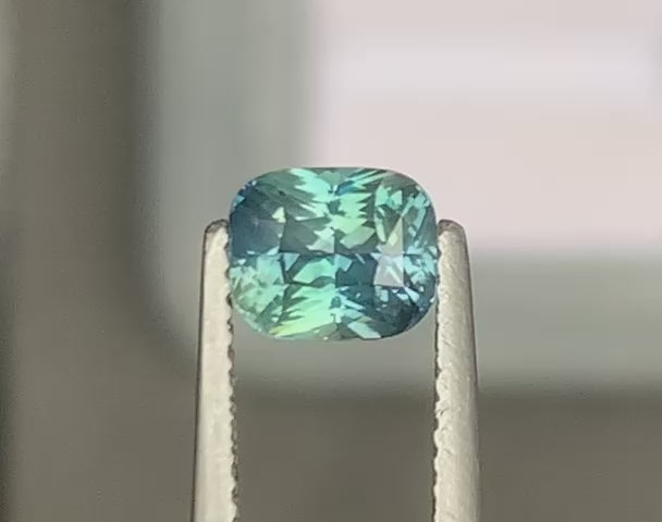 saphir-teal-coussin-1-58ct-video-1