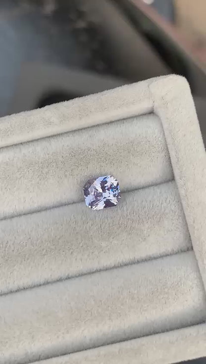 saphir-violet-1-50ct-video-2