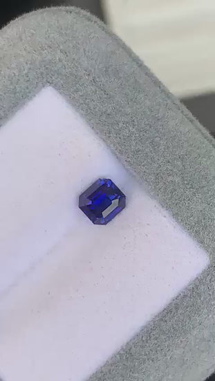saphir-bleu-émeraude-1-06ct-video-2