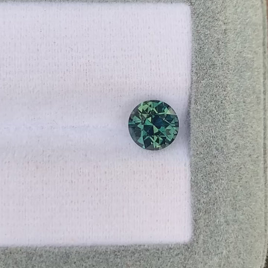 saphir-teal-rond-2-05ct-video-2