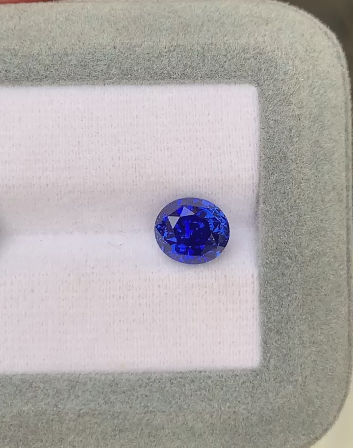 Vivid Blue Sapphire Oval 3,45ct