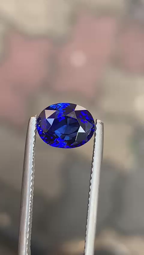 bleu-ovale-3-02ct-video-1