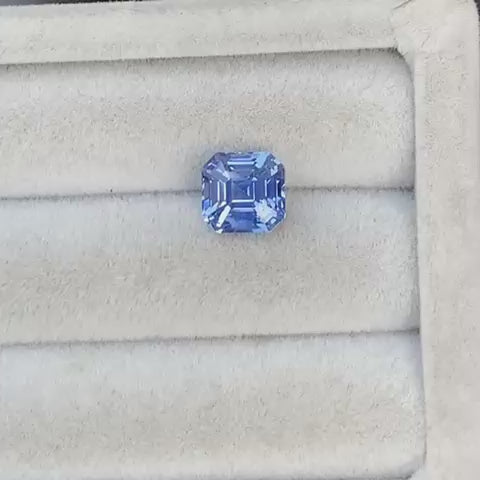 saphir-bleu-émeraude-3-57ct-video-2