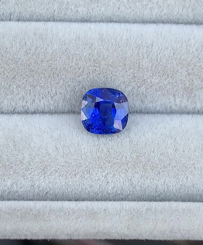 Saphir Bleu • 2,10ct