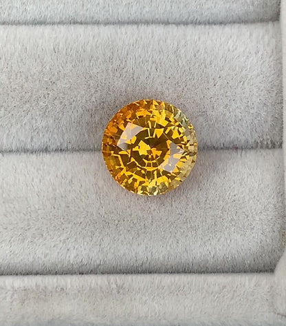 Saphir jaune • 5.75ct