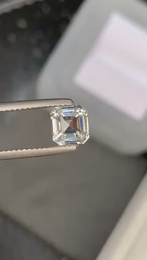 saphir-blanc-émeraude-2-00-ct-video-1