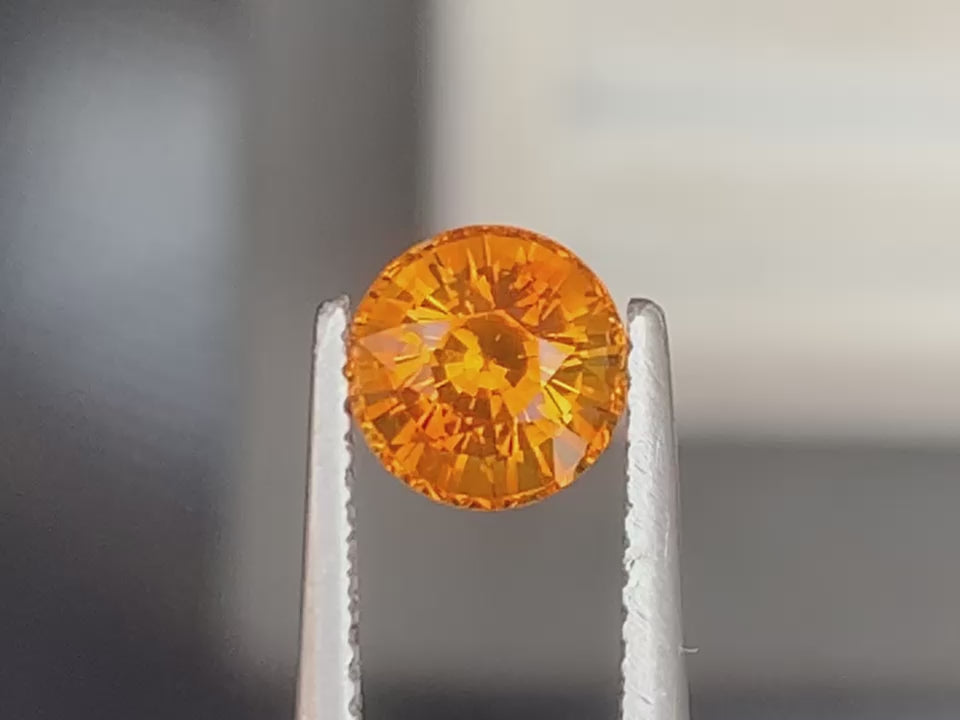 saphir-orange-rond-1-95-ct-video-1